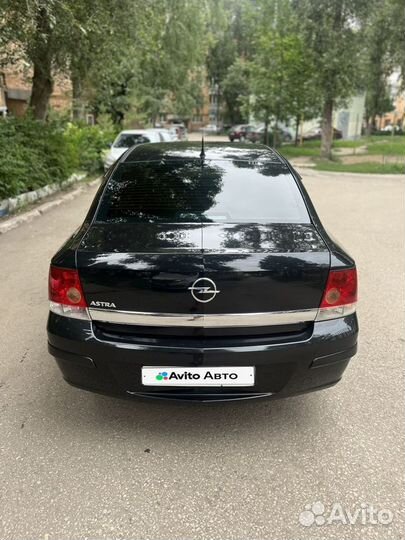 Opel Astra 1.6 МТ, 2013, 172 000 км