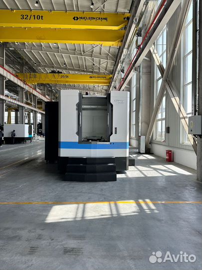 Горизонтальный 3-осевой обрабатывающий центр с чпу