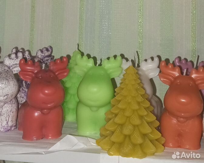 Фигурки из гипса, свечи-елочки, свечи-оленята