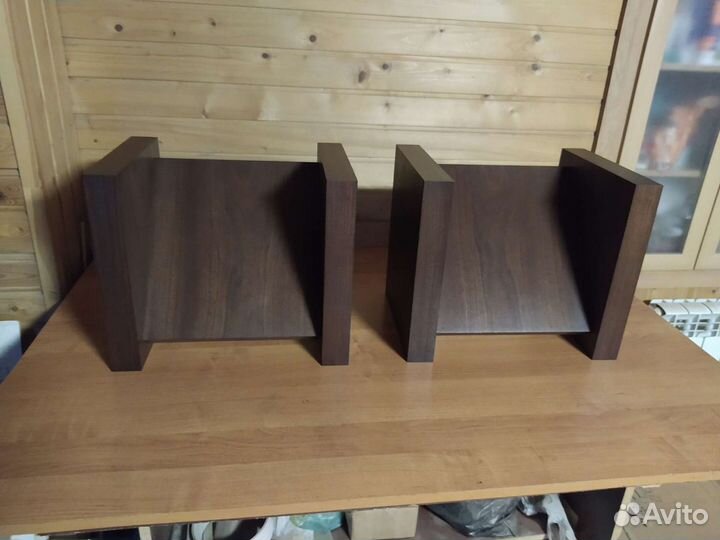 Подставки для акустики