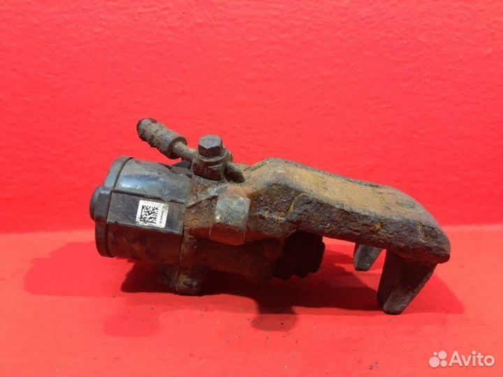 Суппорт задний правый Volvo S80 2 2.0 B4204S4 2008