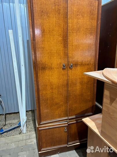 Продаются шкафы