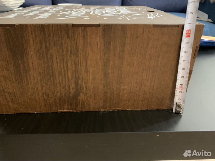 Коробка подарочная из дерева
