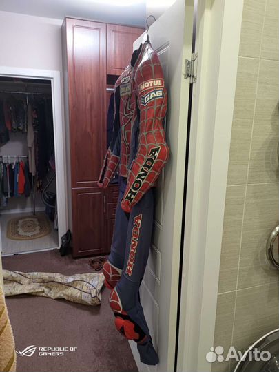 Мотокомбинезон dainese