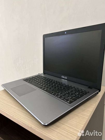 Asus 15,6 Intel