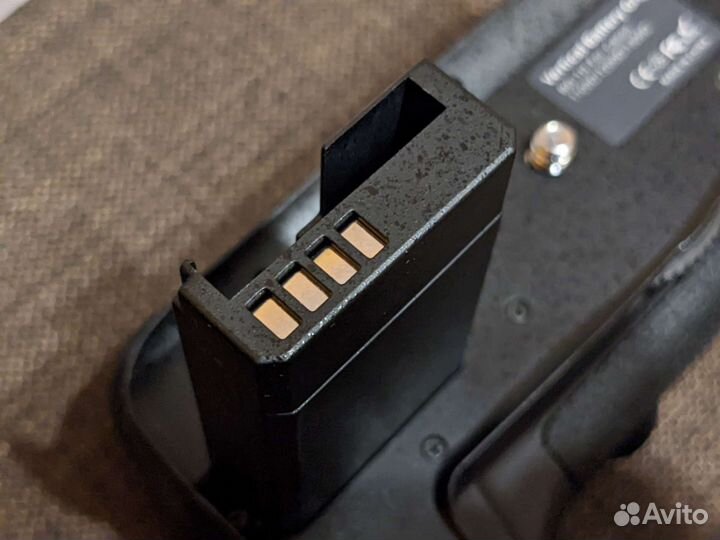 Батарейный блок Canon EOS 2000D, 1100D, 1200D