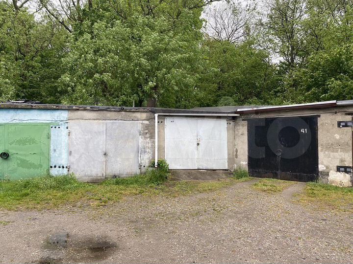 Гараж