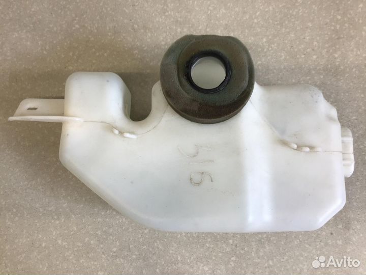 Бачок омывателя лобового стекла VAZ LADA Vesta 201