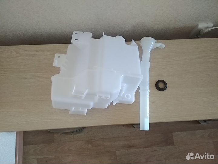 Бачок омывателя Lancer X