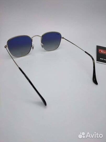 Солнцезащитные очки Ray-Ban Frank RB3857