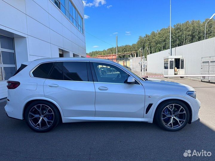 BMW X5 3.0 AT, 2022