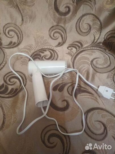 Маленький дорожный складной фен