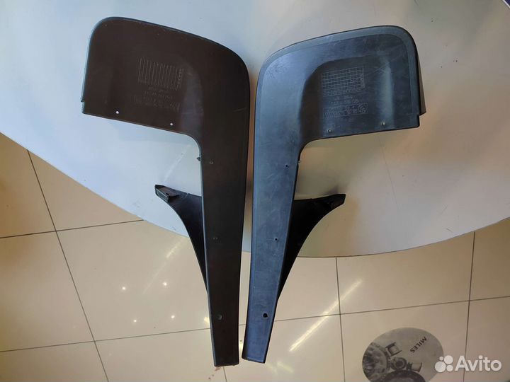 Брызговики передние BMW X5 E53