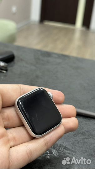 Apple Watch SE2 (SE Gen 2) 40mm SL GPS