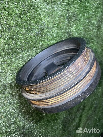 Шкив коленвала VQ35DE Nissan Fuga PNY50