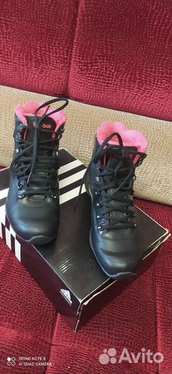 Кроссовки демисезонные женские 37