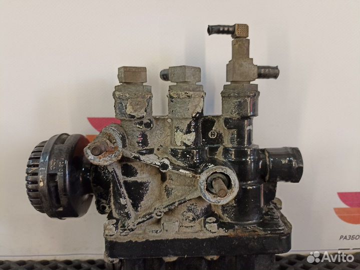 81259026238 Кран уровня пола главный