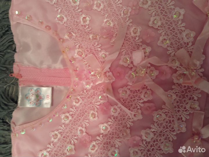 Нарядное платье для девочки