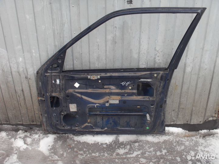 Дверь передняя правая Volvo 460 1988-1996 Вольво