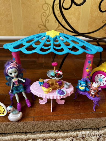 Куклы enchantimals. Кабриолет для barbie
