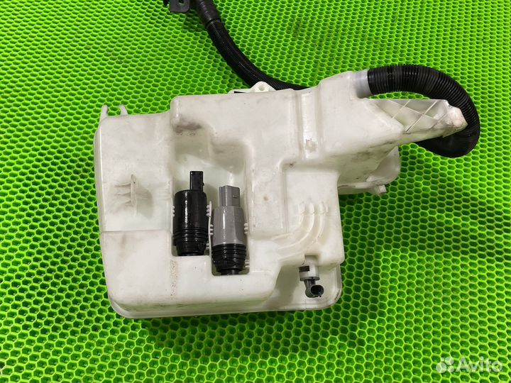 Бачок омывателя bmw e61