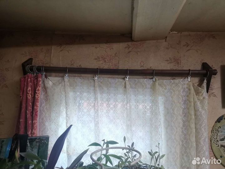 Деревянный карниз старинный