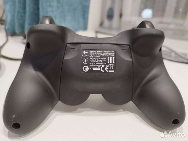 Геймпад logitech беспроводной