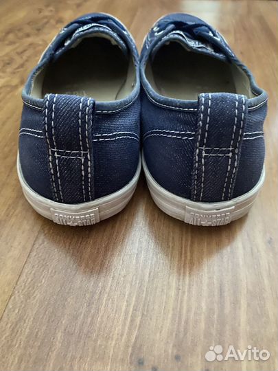 Продаю Converse оригинал размер 39