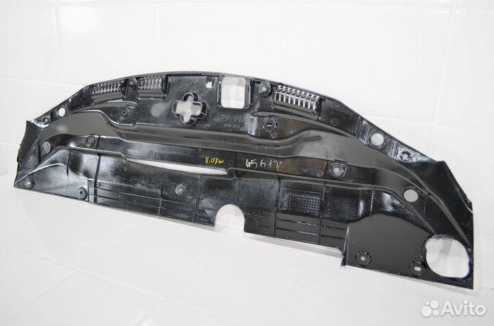 Кожух замка капота Lexus Is250/350 XE20 2005-2013