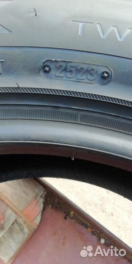 Triangle PL02 225/55 R18 102V