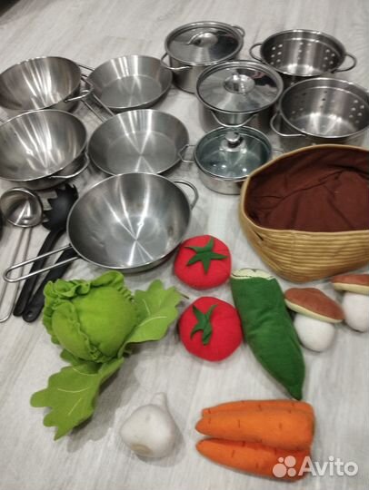 Детская посуда,овощи IKEA