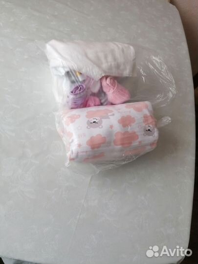 Одежда для новорожденных на девочку пакетом