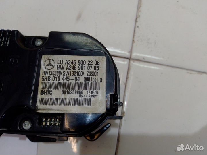 Блок управления климатом (Mercedes-Benz GLA-class)