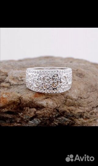 Серебряный кольцо. 925 проб