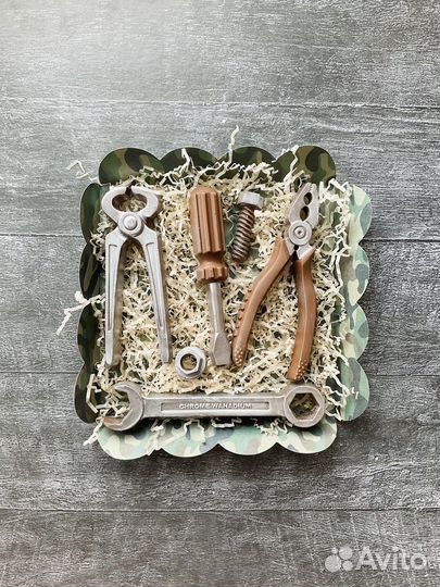 Шоколадные инструменты. 23 февраля