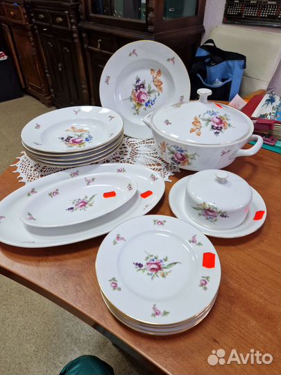 Фарфоровый столовый сервиз Чехословакия