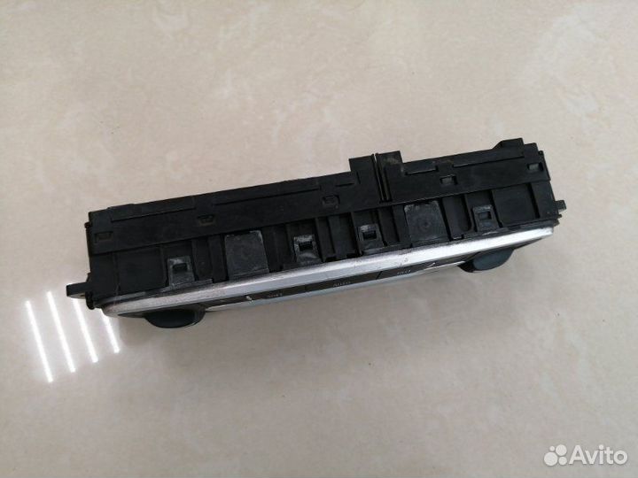 Блок управления климат-контролем Renault Fluence