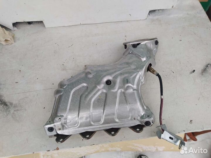 Выпускной коллектор Рено Дастер Аркана