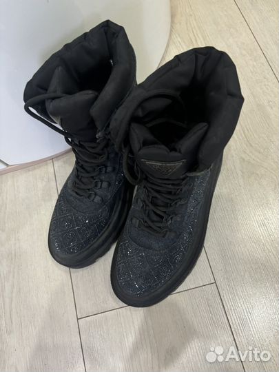 Ботинки Guess