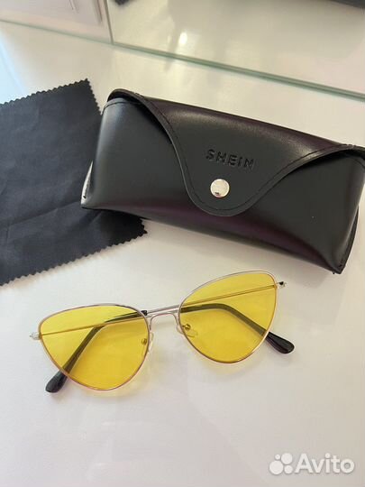 Солнцезащитные очки