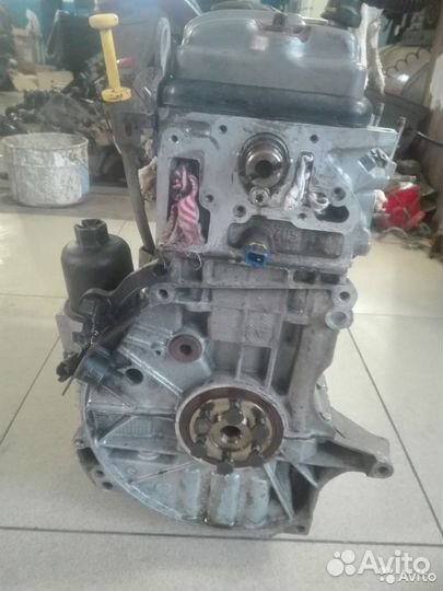 Двигатель двс 1.1 HFX Peugeot 206 пежо 206
