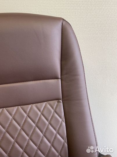 Офисное кресло. Удобное