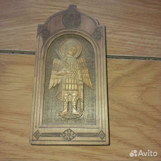 Городецкая резьба по дер., Икона Архангела Михаила