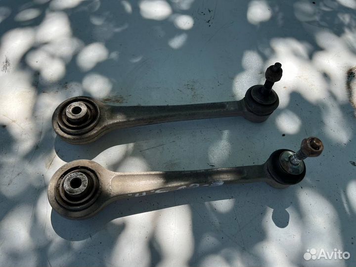 Рычаг подвески верхний задний BMW5 E60