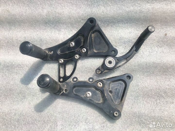 Buell XB12R Firebolt кронштейны водительских ножек