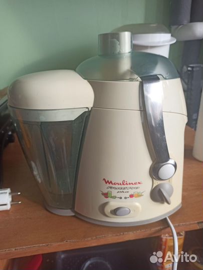 Соковыжималка Moulinex BKA 3 Frutti Pro Plus