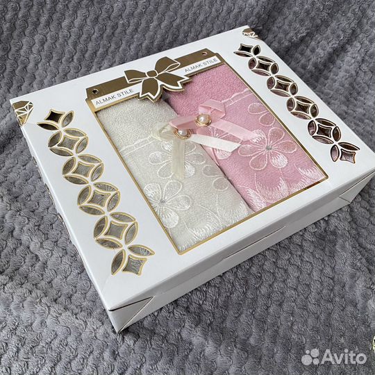 Подарочный набор полотенец