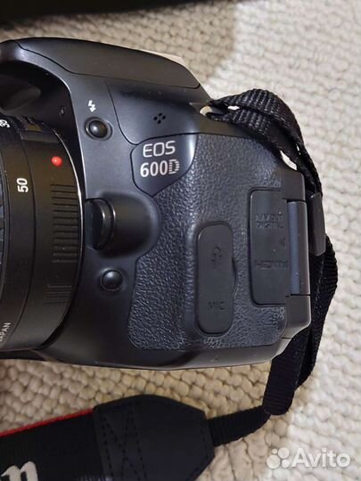 Зеркальный фотоаппарат Canon 600d + tamron 17-50