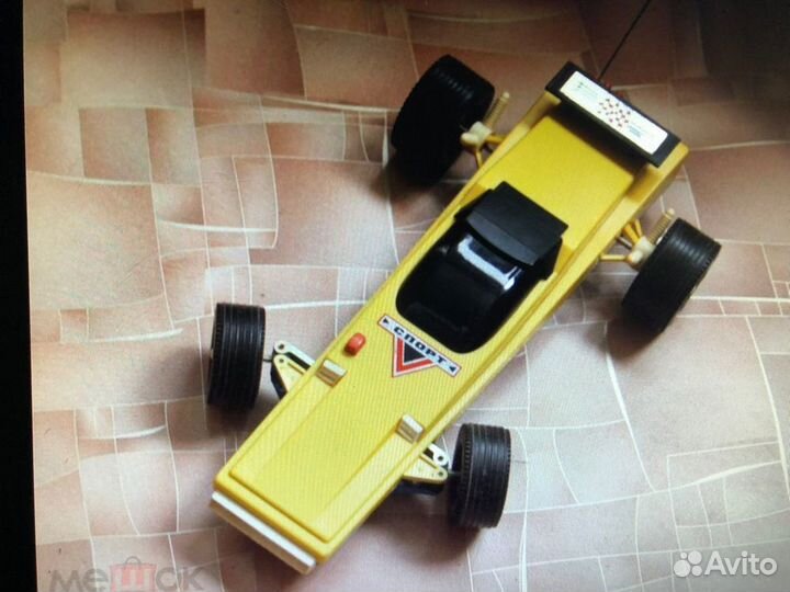 Гоночный автомобиль на пульте управления СССР