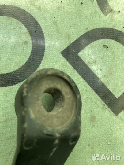 Поводок дворника правый nissan almera n16